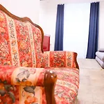 Stefania Apartment Centre